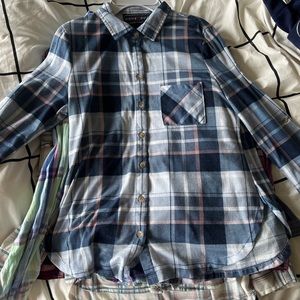 bundle of 6 flannels